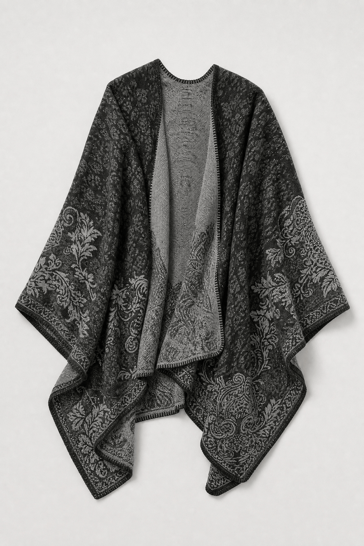 Cape Femme Grise Hiver