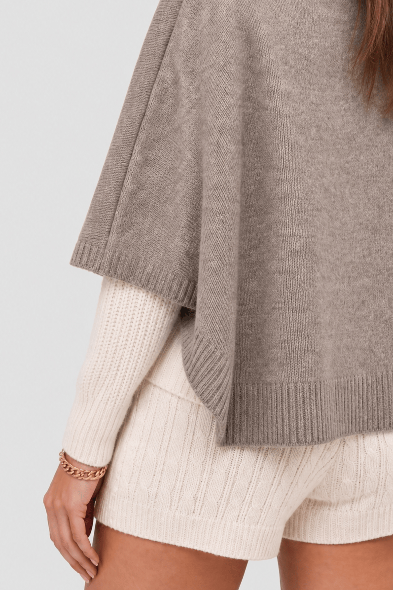 Capelet Femme Beige à Boutons