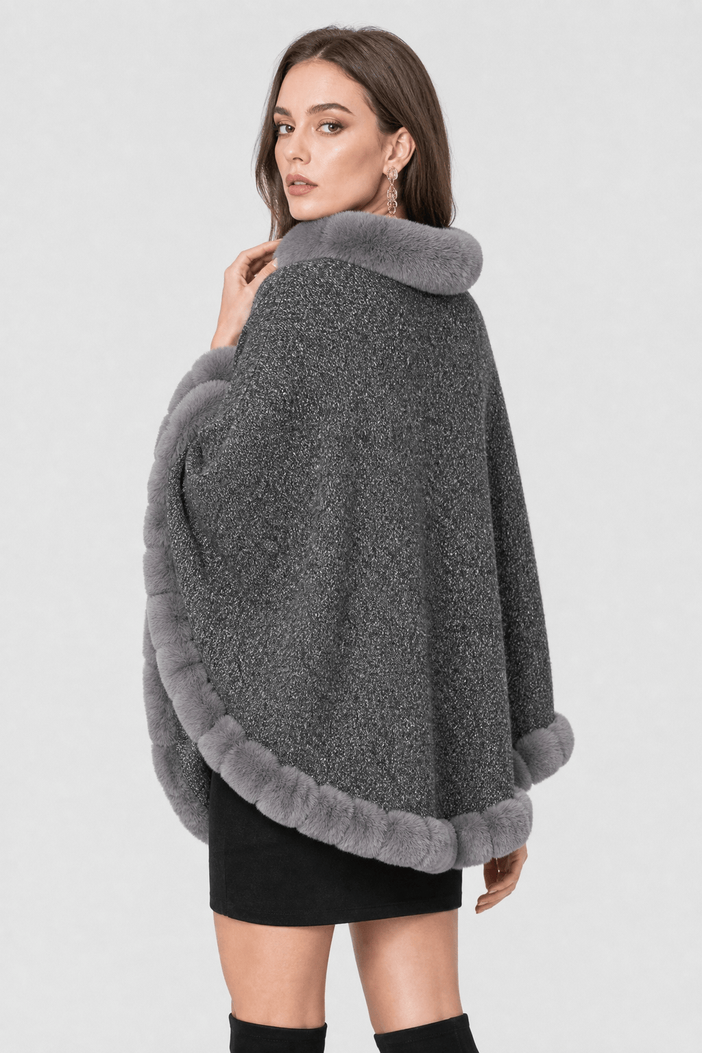 Cape Femme Col Fourrure Grise