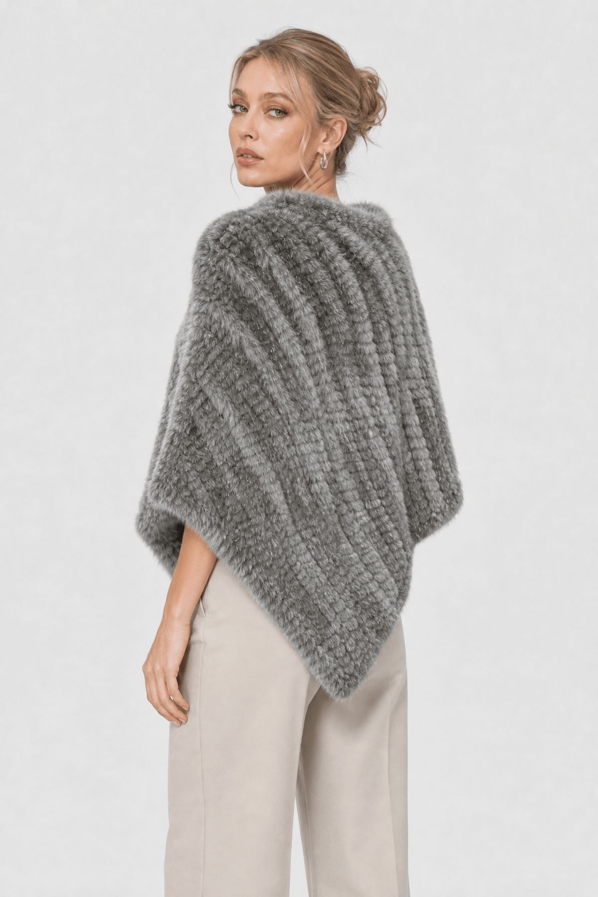 Cape Moumoute Femme Grise