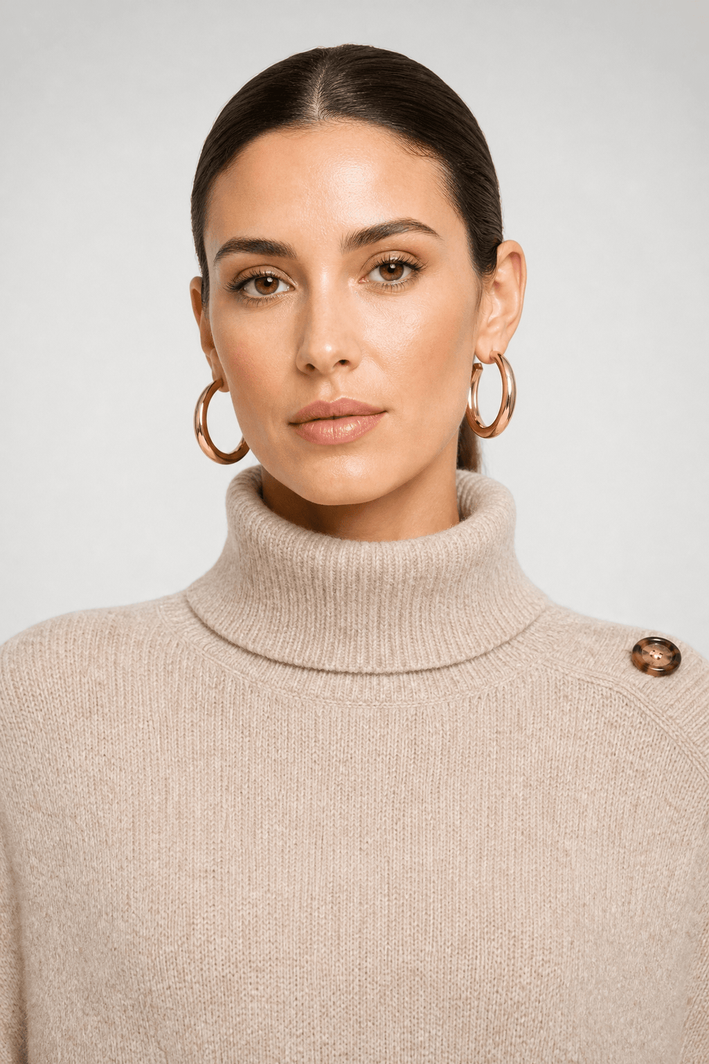 Cape Femme Beige à Boutons