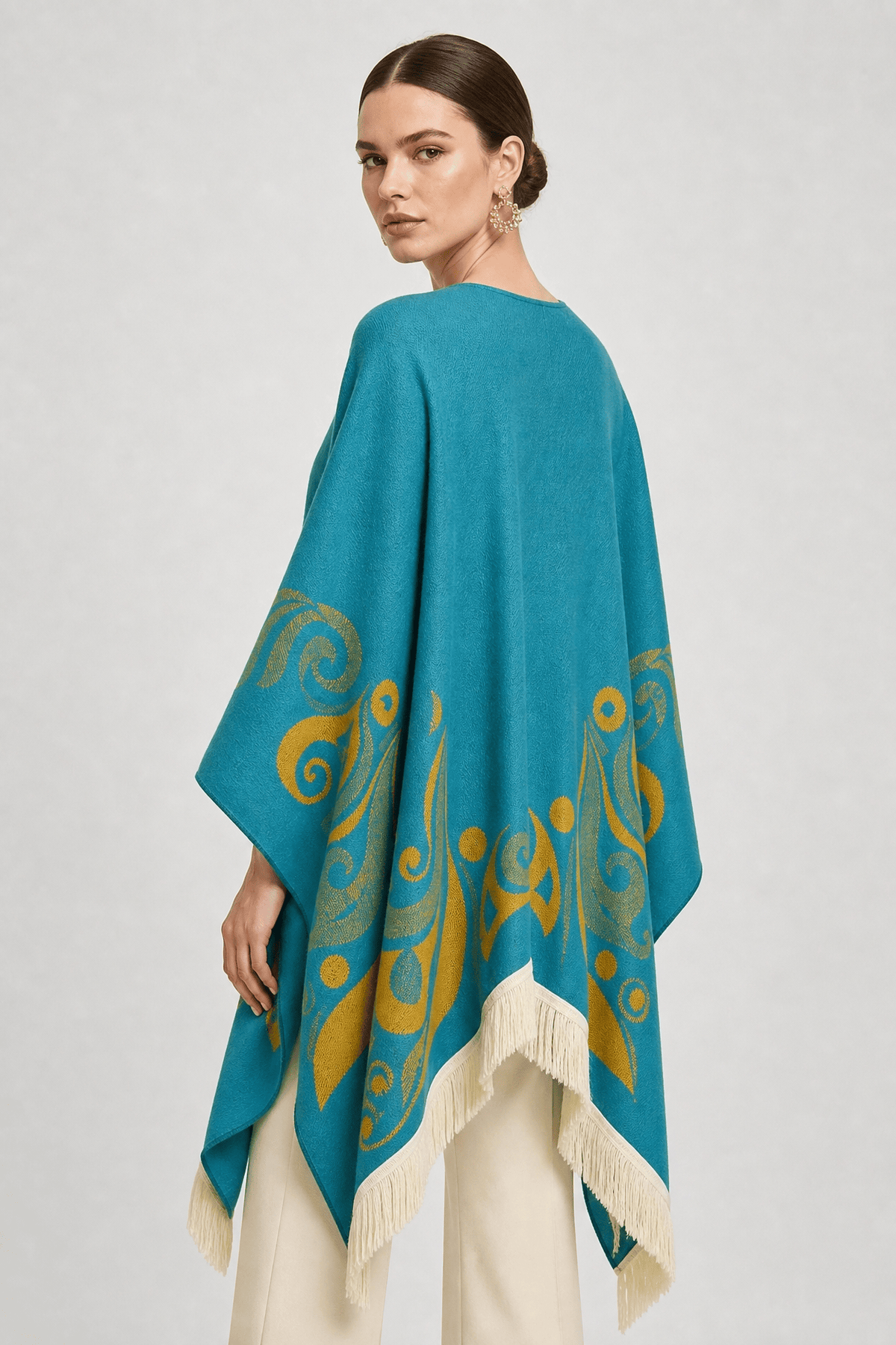 Cape Femme Verte Ethnique