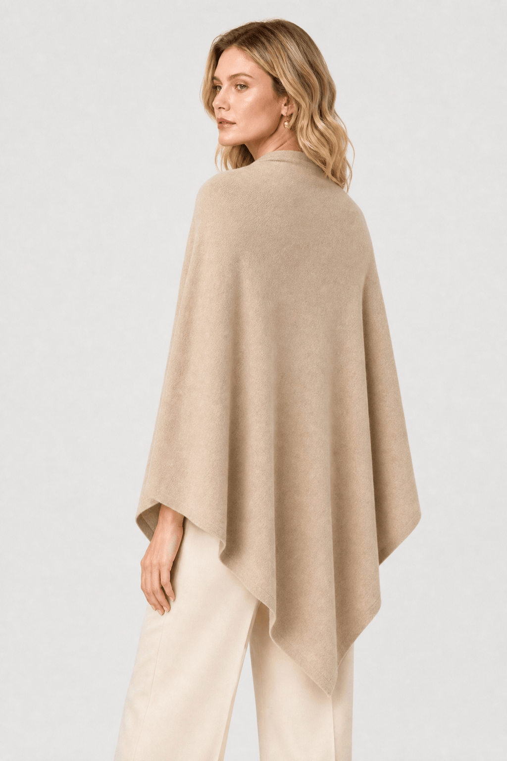Cape Boutonnée Femme Beige
